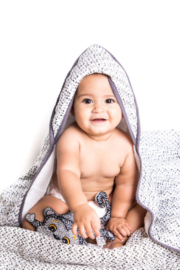 GREENWICH TOWEL:Block-printed hooded towel (One side is made from cotton voile- the same super soft fabric as our bedding! And the other of plush cotton terry.)