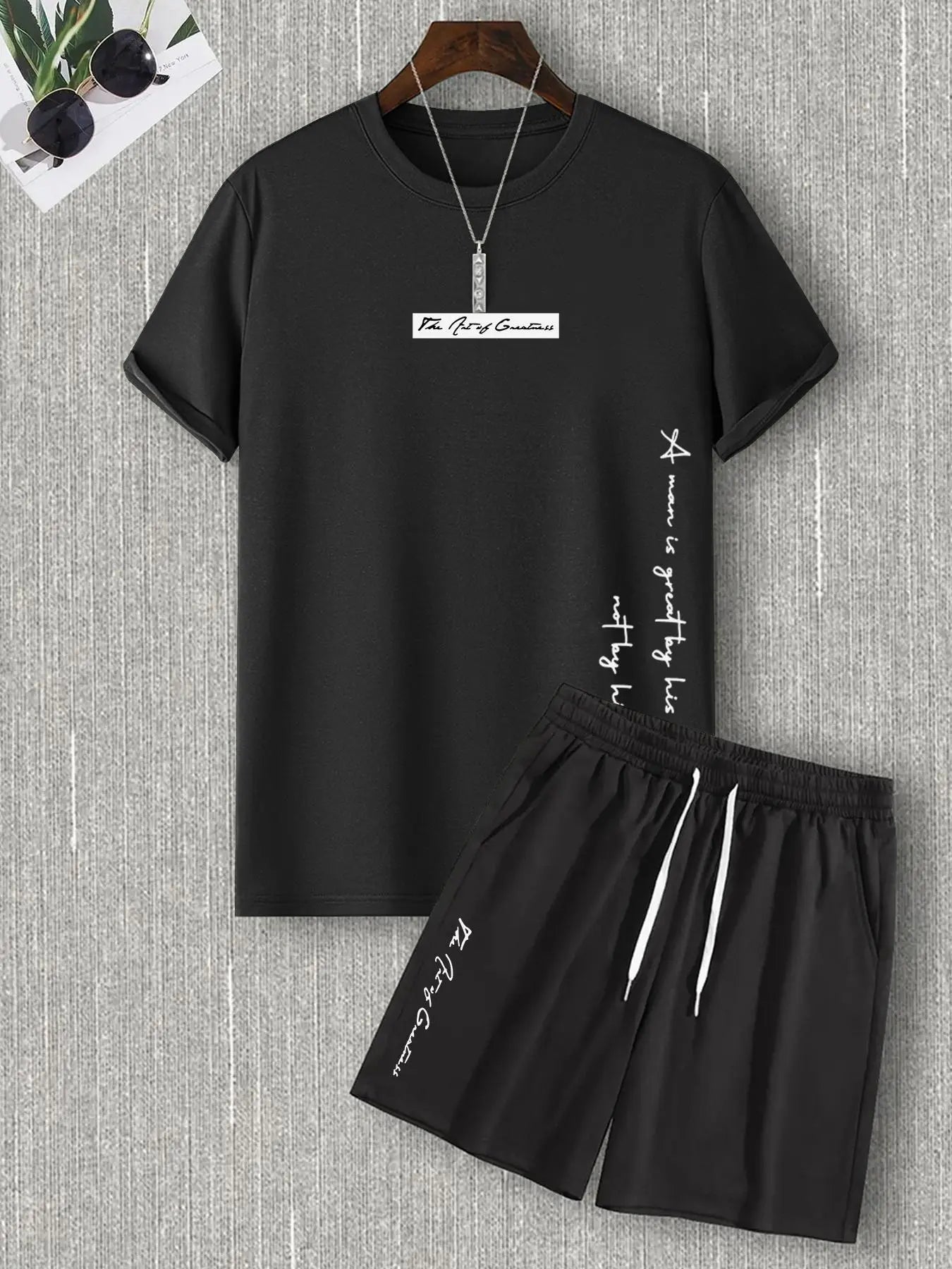 Two Counts Men'S Letter Print Tee & Drawstring Pocket Shorts Set, Regular Fit Streetwear Casual Short Sleeve T-Shirt & Shorts, Men'S Designer Outfits Set, Men Summer Outfits 2024